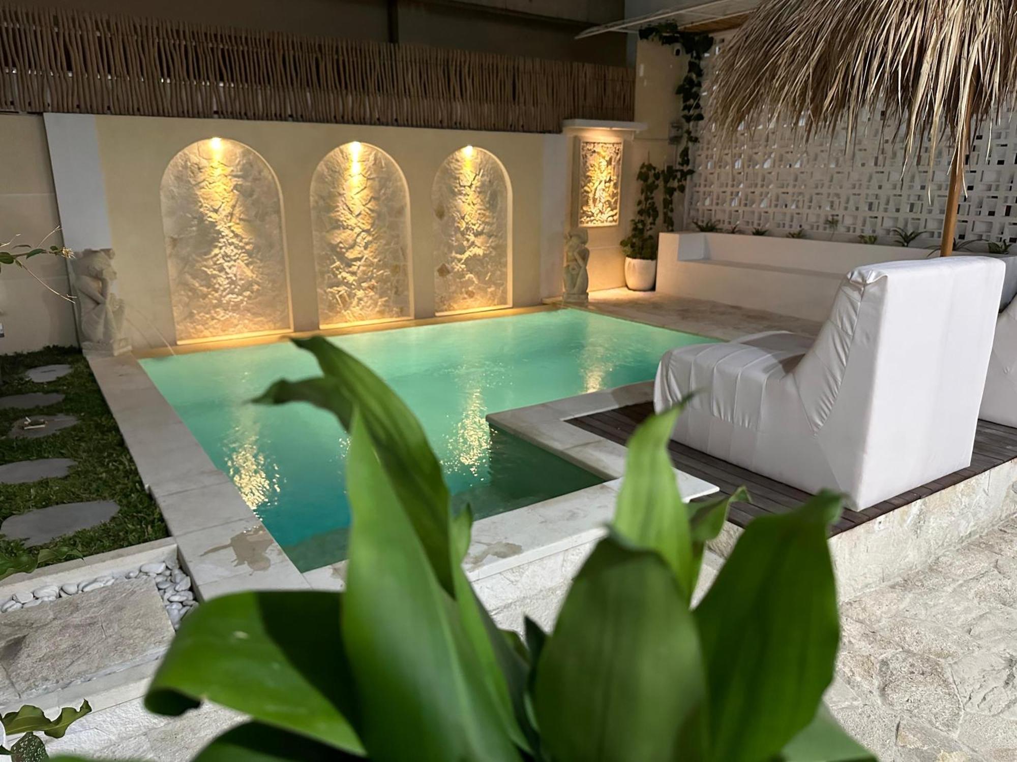 Tirta Mumbul Villa Badung  Εξωτερικό φωτογραφία